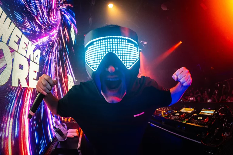 Tweekacore x PCiD: DJ masks 300 leds
